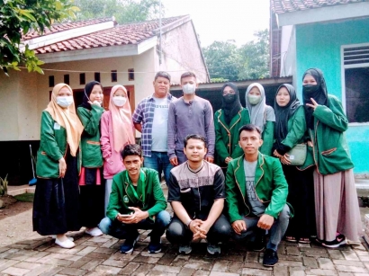Kelompok XIII KKN Unusia Melakukan Kegiatan Observasi KKN di Desa Jampang, Kecamatan Gunung Sindur, Kabupaten Bogor, Provinsi Jawa Barat