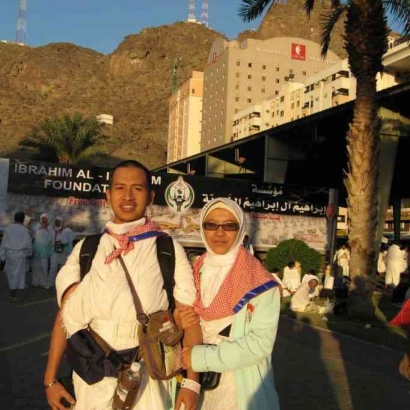 Jamaah Haji Berjalan Kaki Menuju Mina dan Arafah untuk Wukuf