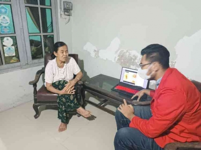 KKN Universitas 17 Agustus Surabaya Mengimplementasikan Digital Marketing pada UMKM Dapur By Naira