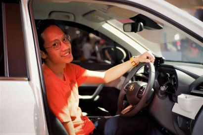 Mobil yang Terkoneksi dengan Teknologi agar Lebih Aman Berkendara