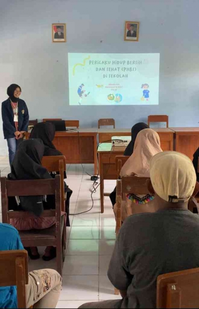 Mahasiswa KKNT FIA UB Sosialisasikan PHBS di SDN Gunungronggo untuk Penyelenggaraan Pembelajaran pada Masa Pandemi Covid-19