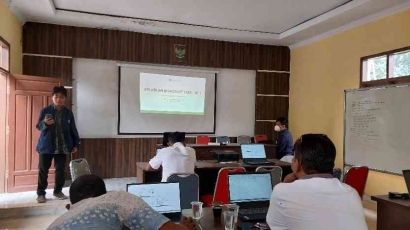 KKN-T IPB: Pelatihan Microsoft Word dan Excel di Balai Desa Pantai Mekar, Kecamatan Muaragembong