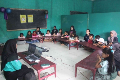 Mahasiswa IPB Mengajak Anak TK hingga SD untuk Menerapkan "Isi Piringku" melalui Fun Learning di RW 04 Desa Pasirmulya