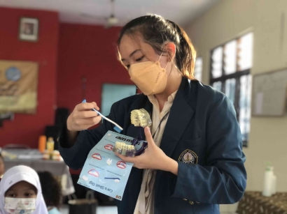Upaya Mahasiswi KKN UNDIP untuk Membentuk Budaya Kesehatan Gigi dan Mulut Sejak Dini
