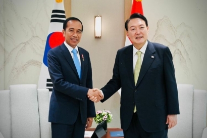 Dua Diplomasi Strategis Indonesia dalam Kunjungan Jokowi ke Korea Selatan