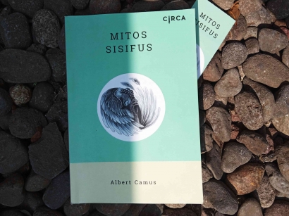 Hidup Bahagia dalam Absurditas: Menafsir "Mitos Sisifus" Albert Camus
