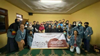 KKN Tematik UPI 2022: Penyuluhan Pemasaran Produk Kalua Jeruk Bali kepada Warga Desa Cibiru Wetan