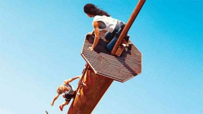 Review Film "Fall", Uji Nyali Memanjat Menara dengan Tinggi 600 Meter yang Mencekam