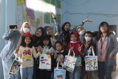Bye Bye Plastik!, Pelaksanaan Workshop Melukis Kanvas sebagai Upaya Mengurangi Sampah Plastik di Kelurahan Antapani Kulon