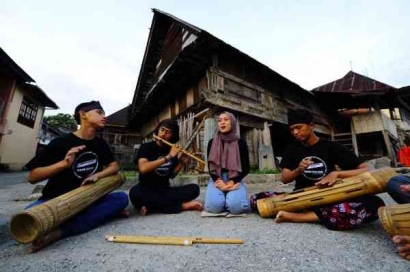 Komunitas Gong Buleuh dalam Upaya Melestarikan Alat Musik Tradisional Sungai Penuh
