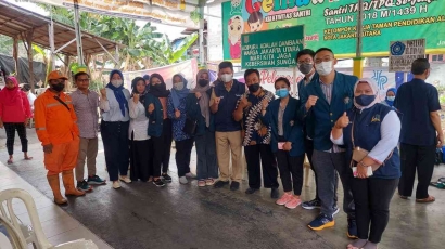 Sambut HUT ke-77 RI, Mahasiswa KKN Undip Turut Serta Sukseskan Vaksin Booster di Kelurahan Tanjung Priok