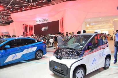 "Let's Go Beyond" Toyota Hadirkan One Stop Solution di GIIAS 2022