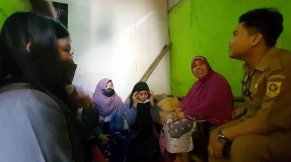 Blusukan Kelompok KKN Terbatas 110 Universitas Pendidikan Indonesia di Desa Gunungputri