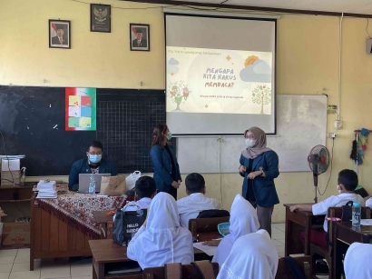 Tingkatkan Akselerasi Literasi Anak Bangsa, Mahasiswa KKN Undip Terapkan Program "Morning Reading" di Sekolah Dasar Pleburan