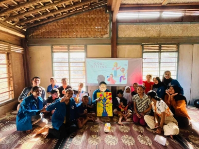 Adakan Psikoedukasi, KKN UMBY Kelompok 59 Mengajak Anak-Anak Meningkatkan Efisiensi Waktu Melalui "Goal Setting" di Dusun Ngaglik