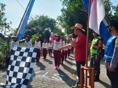 Tingkatkan Jiwa Nasionalisme, Pemdes Banjarsari Bojonegoro Gelar Lomba Gerak Jalan