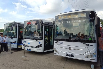 Menjajal Bus Listrik TransJakarta Rute Tanah Abang-Kampung Melayu via Cikini