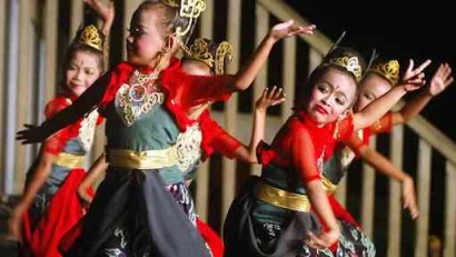 5 Tari Tradisional Jawa Barat Terpopuler di Indonesia hingga Mancanegara!