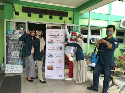 Mahasiswa/i KKNT UNDIP X UNICEF Memajukan Nusa Bangsa dengan Menyukseskan Bulan Imunisasi Anak Nasional (BIAN) 2022