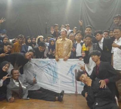 Pentas Teater Maling Sandal 3 Dihadiri Wakil Wali Kota Bogor Dedie A. Rachim