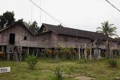 Rumah Betang sebagai "Bonum Commune" Suku Dayak