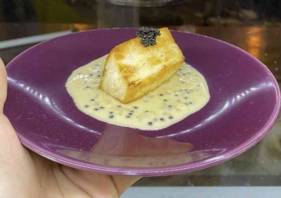 Pan Seared Fish With Caviar Buerre Blanc