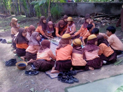 Aturan Baru "Wajib Belajar 13 Tahun", Fenomena Pendidikan Indonesia