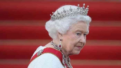 Ratu Elizabeth II Mangkat, Pangeran Charles Bakal Menjadi Raja Inggris yang Baru