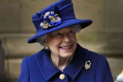 Ratu Elizabeth II Wafat, Semua Nadi Terhenti dari Toko hingga Sepak Bola