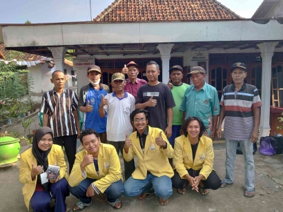 Pemberdayaan Kelompok Tani di Desa Cibelok dalam Pembuatan Briket Giat dari Limbah Sekam Padi oleh KKN Unnes Melalui Sosialisasi dan Pelatihan