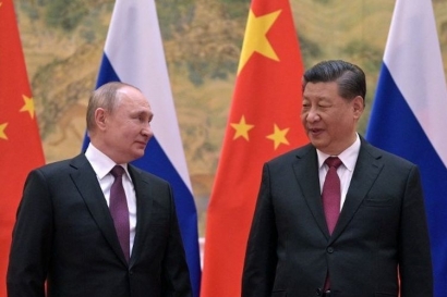 Ketika Rusia dan Tiongkok Bersatu Melawan Amerika dan Sekutunya