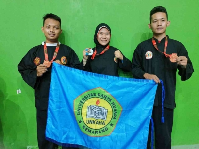 Mahasiswa Universitas Karya Husada Semarang Kembali Persembahkan Medali Pada Cabor Pencak Silat Kejurnas Semarang Open