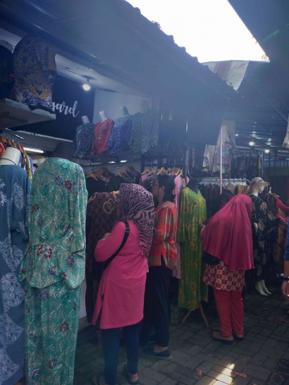 Yuk, Berbelanja Batik sebagai Wujud Cinta Produk Indonesia