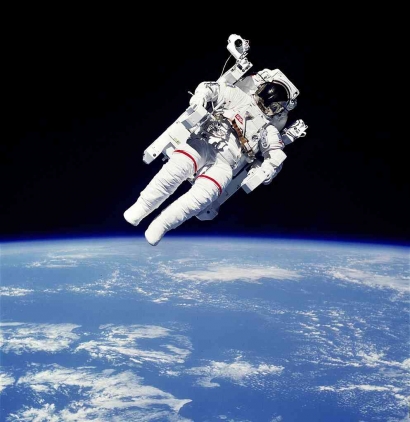 Sepuluh Fakta Menarik tentang Astronaut