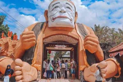 Cerita Perjalanan: Wisata dan Edukasi di Sanggaluri Park Purbalingga, Jawa Tengah