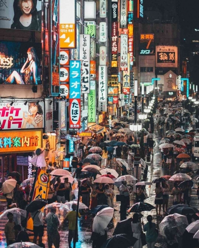 Sisi Gelap "Diam" Dalam Komunikasi Masyarakat Jepang