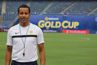 Remko Bicentini, Rela Melepas Piala Dunia 2022 demi Melatih Curacao