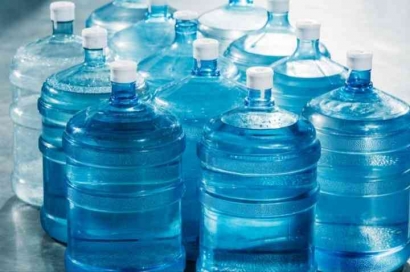 Bahaya Bisphenol-A (BPA) dan Polemik Galon Air Minum Isi Ulang yang Meresahkan