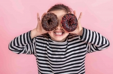 Gambar Artikel Pahami Efek Gula agar Anak tidak Terperangkap Makanan dan Minuman Manis