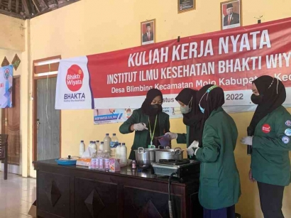 KKN IIK-Bhakta Kediri "Sinergi Bhakta Bersama Masdes di Era New Normal" di Desa Blimbing Kabupaten Kediri
