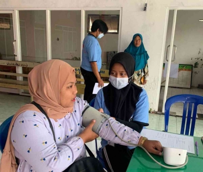 Early Detection of Hypertension through Free Health Checks and Education to Increase Public Health Awarness and Quality in Rejosari Village, Bantur District, Malang Regency