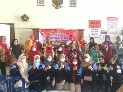 Sosialisasi Stunting dan Launching Dahsyat di Kelurahan Penggaron Kidul Bersama Mahasiswa KKN Reguler 79 UIN Walisongo Semarang