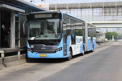 Sistem Pembayaran Bus Transjakarta