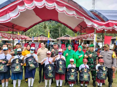 Aster Panglima TNI Tutup Kegiatan Serter TNI Korem 132 Tadulako di Poso