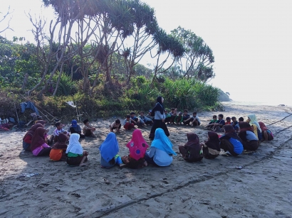 Cerpen Pengabdian Sobat Mengajar Indonesia Part #5: Sekolah Alam, Bermain, dan Belajar Pada Alam
