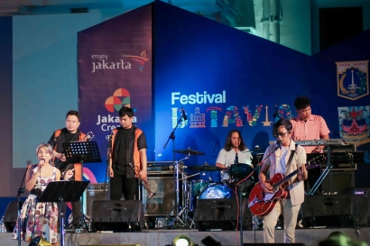 Penampilan Memukau Band Indie Mocca Saat Perform di Festival Batavia