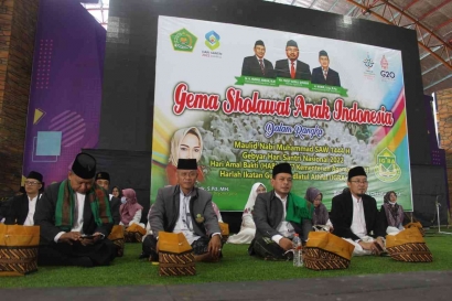 Peringatan Hari Santri Nasional (HSN) Igra Bojonegoro Adakan Gema Sholawat Anak Indonesia