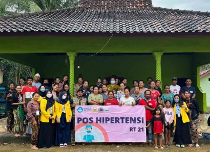 Pos Hipertensi dari Mahasiswa Universitas Lambung Mangkurat untuk RT 21 Desa Wonorejo