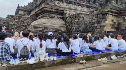 Menyalakan Semangat Sumpah Pemuda di Borobudur