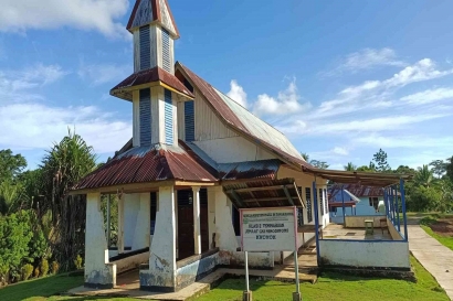 Kampung Kwowok: Gereja Tua dan Hidup yang Sederhana